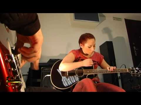 Andy McKee Drifting, Комарова Женя